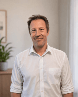 Dr Guy Barclay